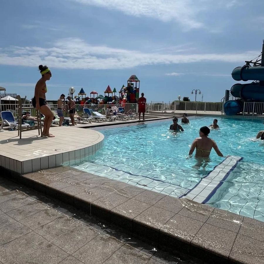 Sole, mare, sport e divertimento a Jesolo presso Villaggio Mare Marzotto
